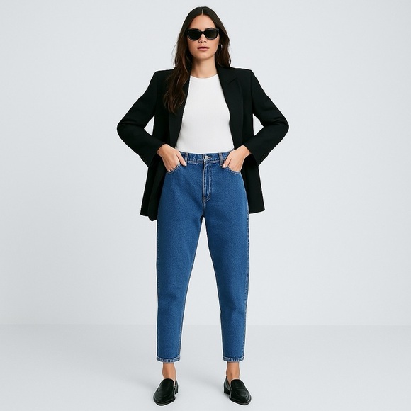 Zara Mid Rise Tapered Leg Jeans - Picture 1 of 6
